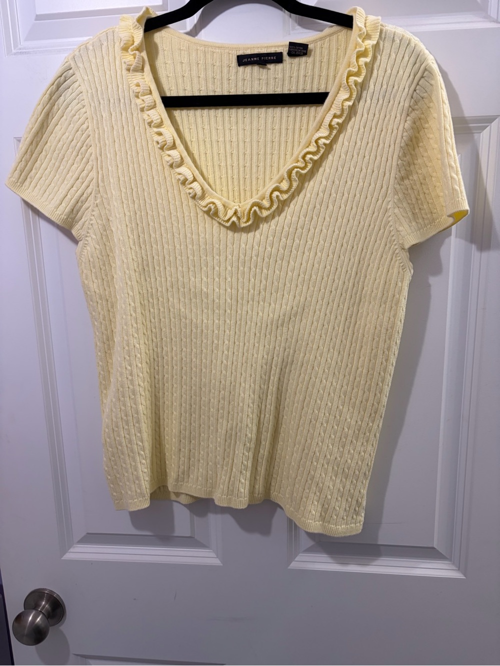 Jones New York Yellow Ruffle V-Neck Short Sleeve Top